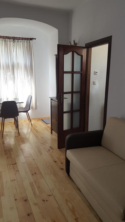 Apt Nr 1 - Cogito.Home- Starowka Z 9 Okien Stary Toruń Exterior foto